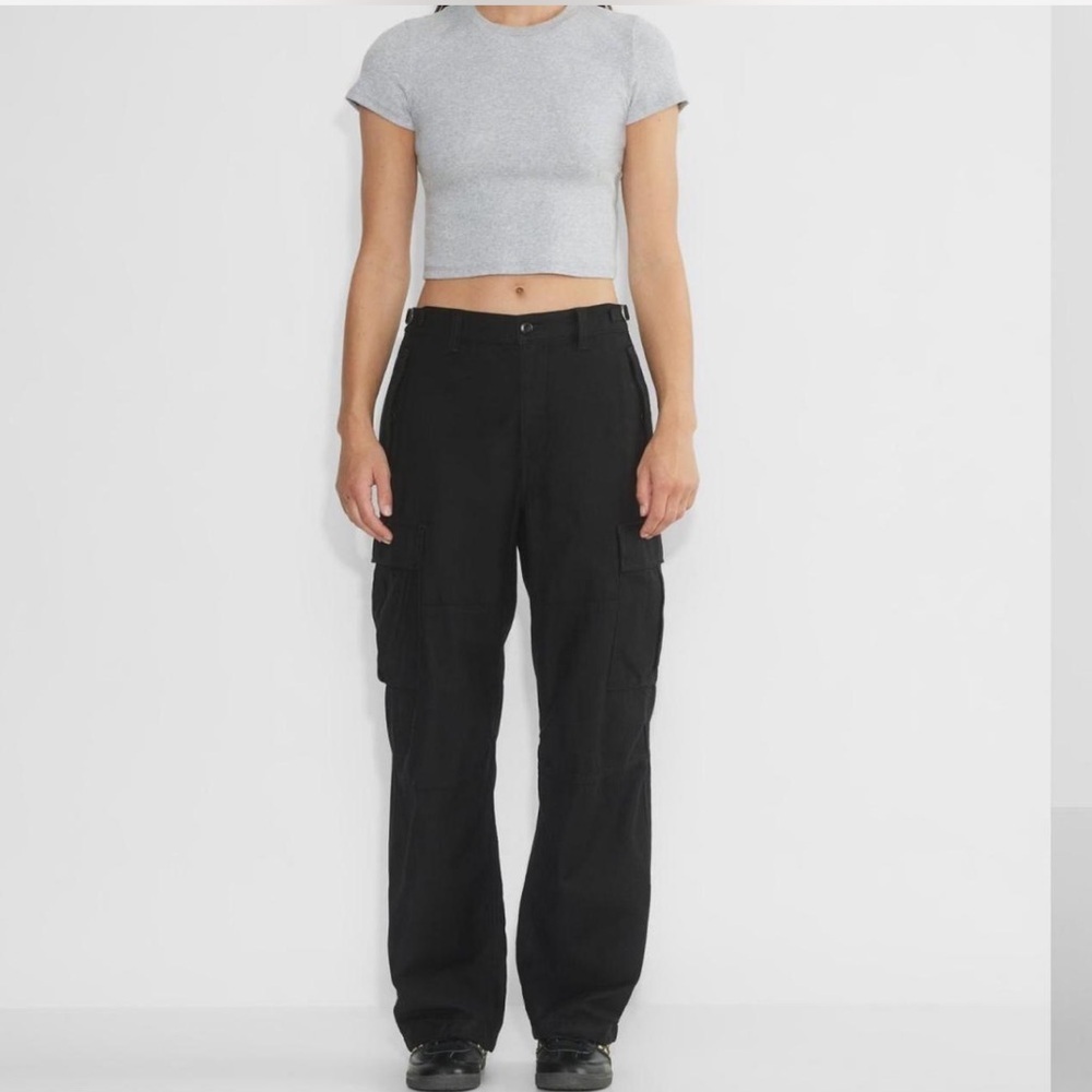 Aritzia TNA Black Cargo Pants size 4 100% cotton - Picture 1 of 6